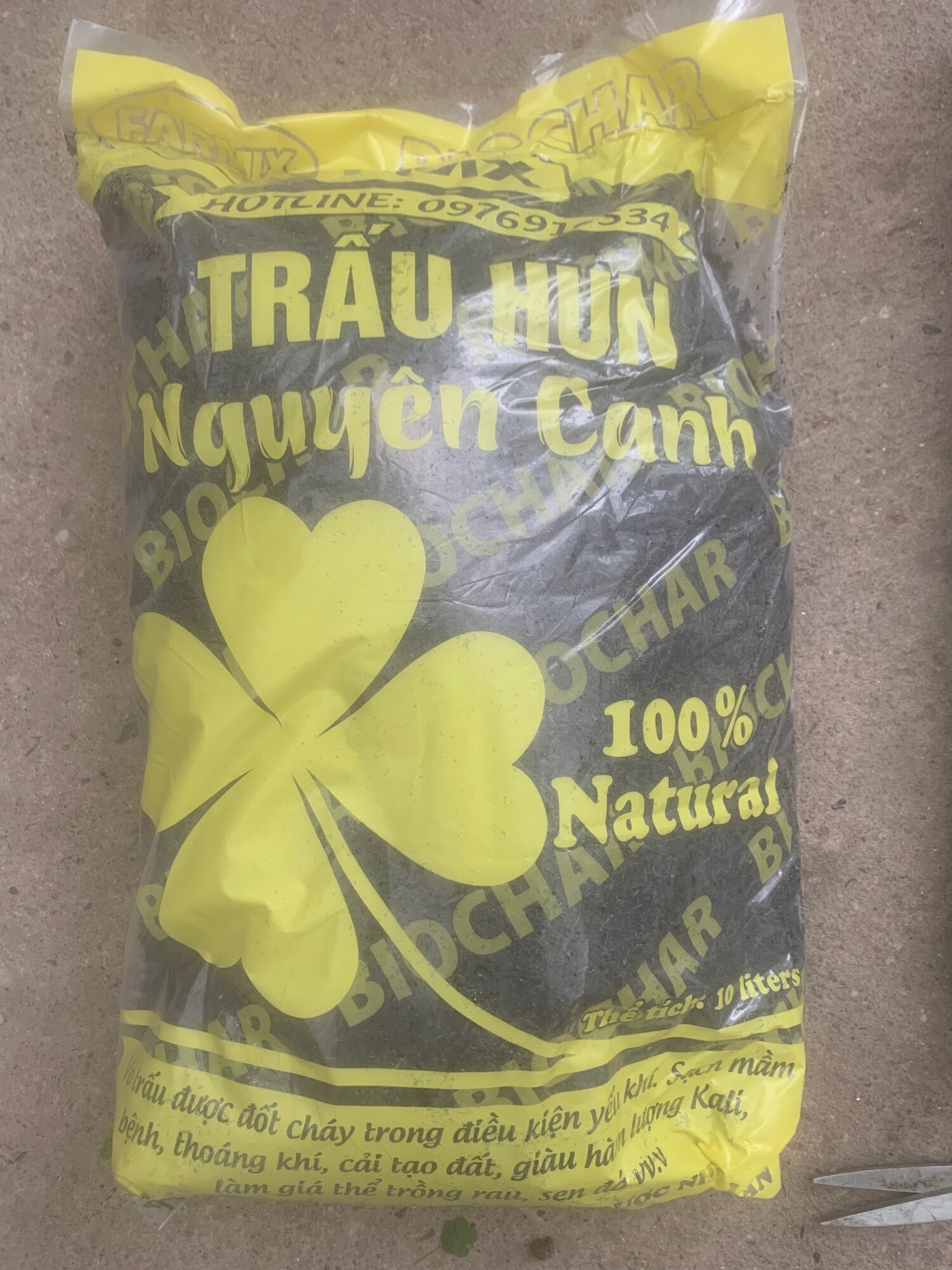 Đất trồng - Trấu hun nguyên cánh 10 lít (khoảng 1,1kg)
