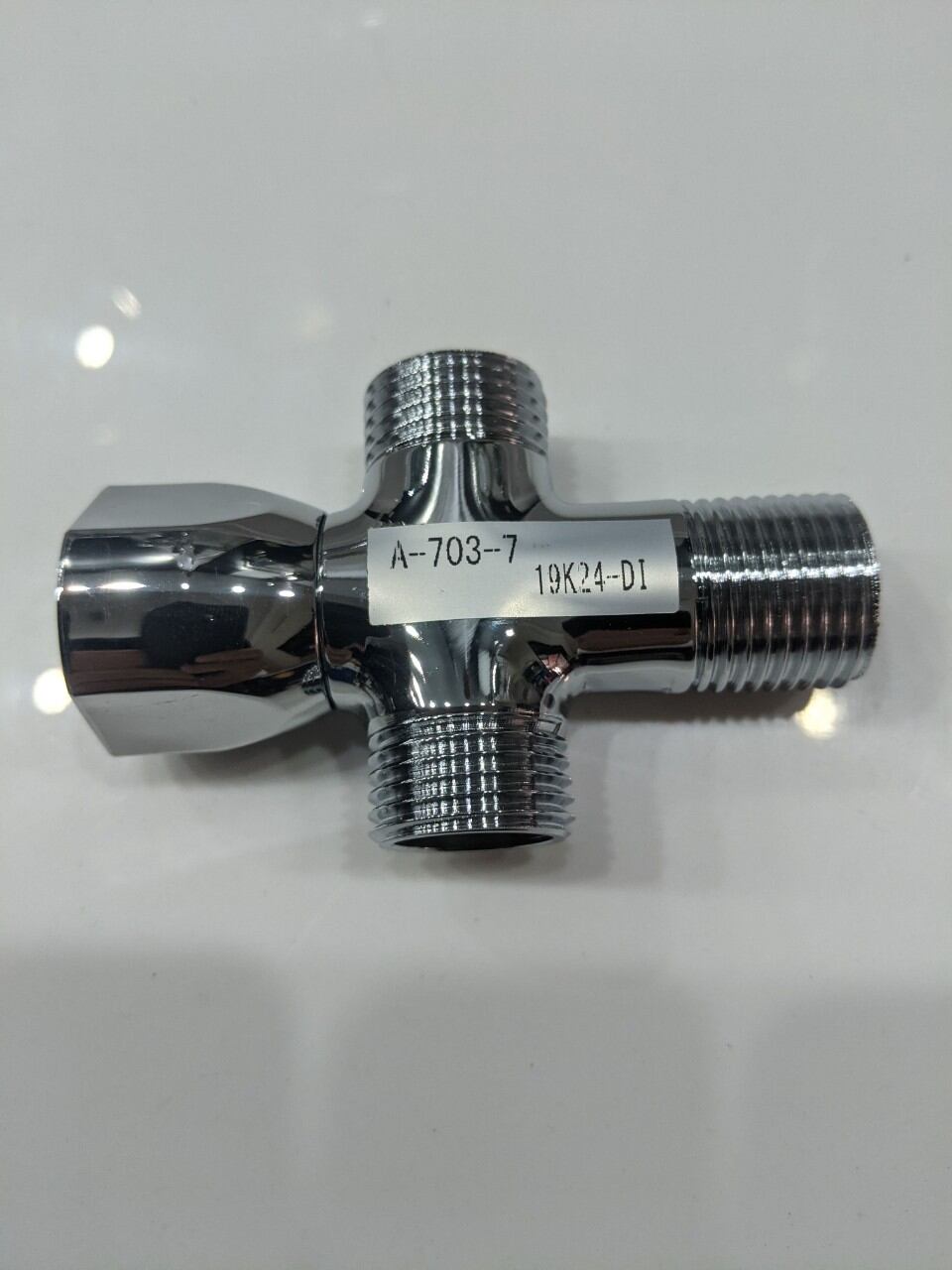 Tê chia , khóa nước inax a- 703 - 7 [ chính hãng )