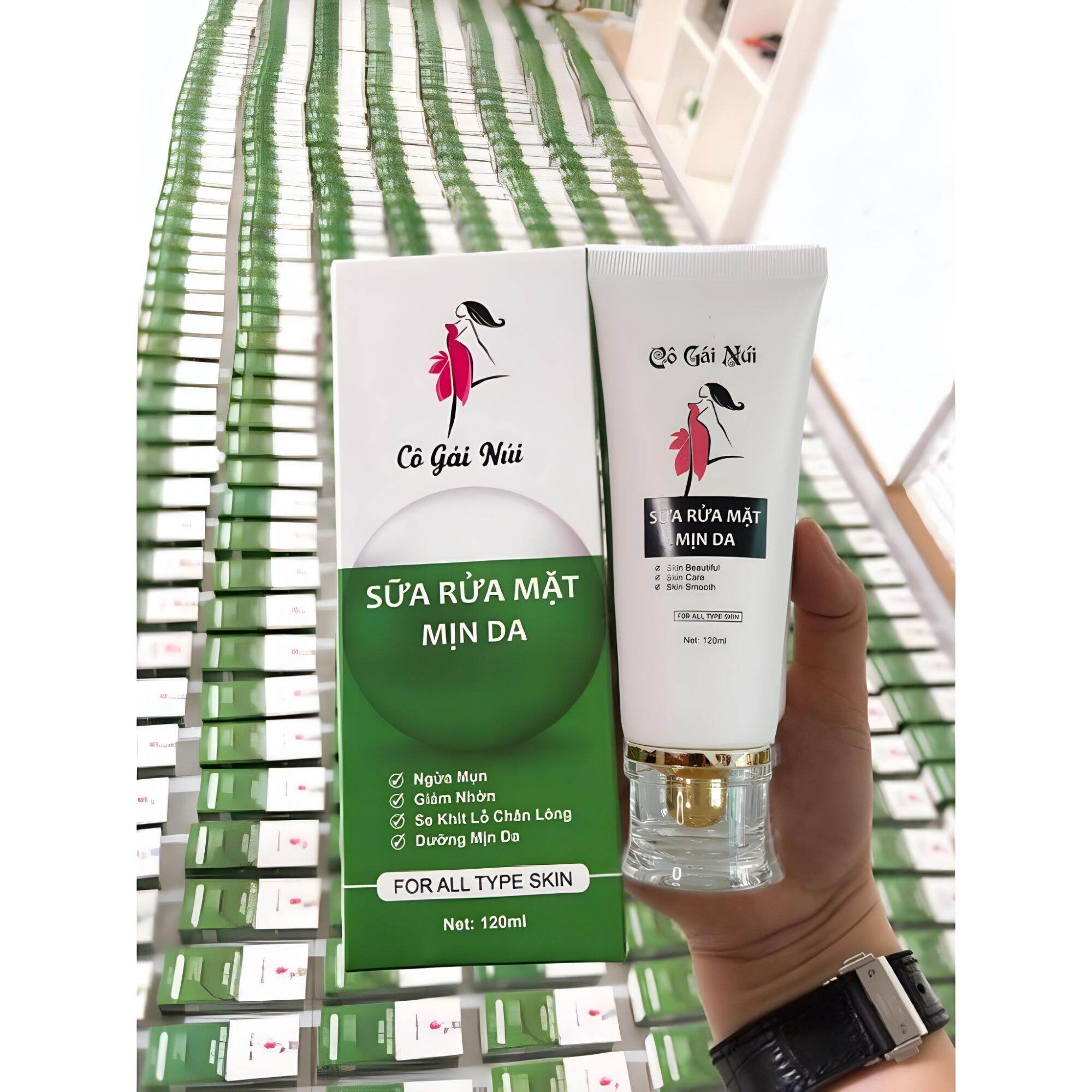 Sữa rửa mặt CÔ GÁI NÚI