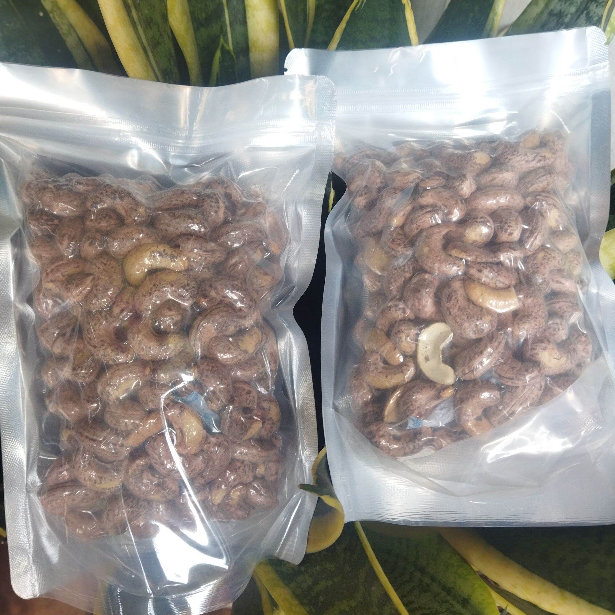 Hạt điều sấy không muối CÒN VỎ LỤA hạt nguyên