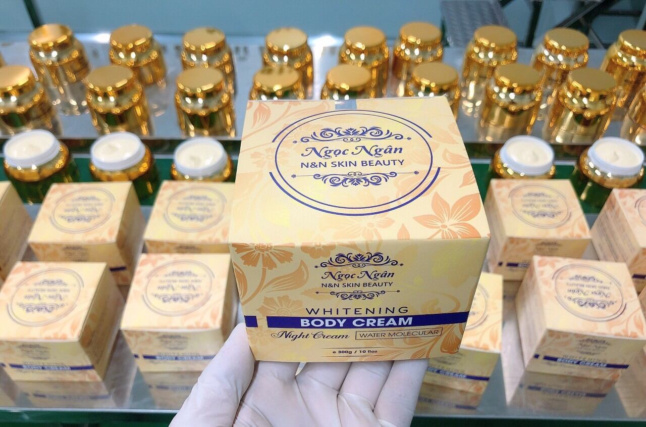 KEM BODY TRUYỀN TRẮNG CAO CẤP