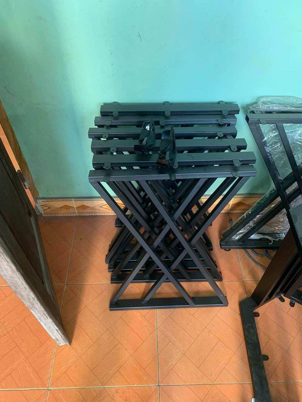 Chân bàn sắt cafe,chân bàn me tây