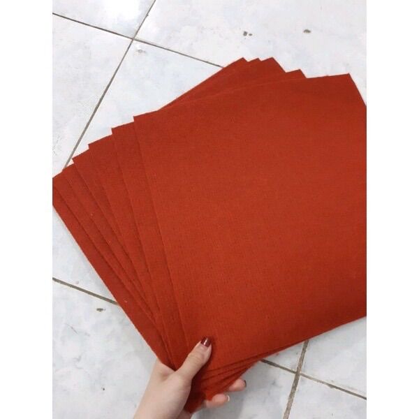 Thảm lót lồng vuông