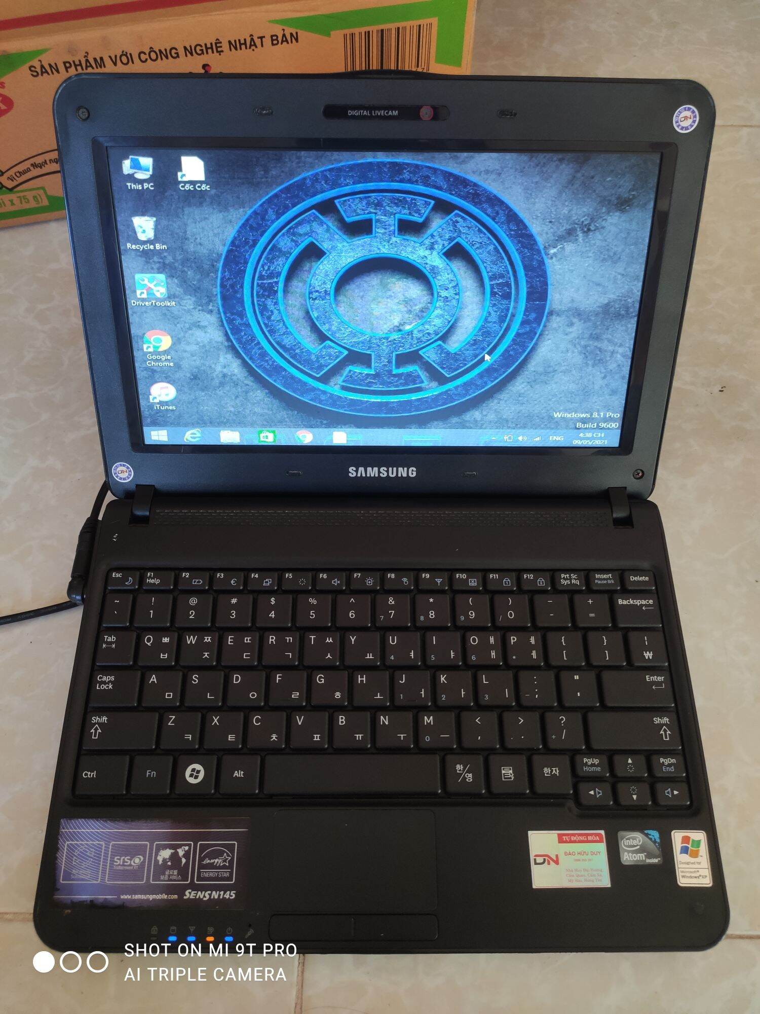 (free ship) laptop mini siêu đẹp