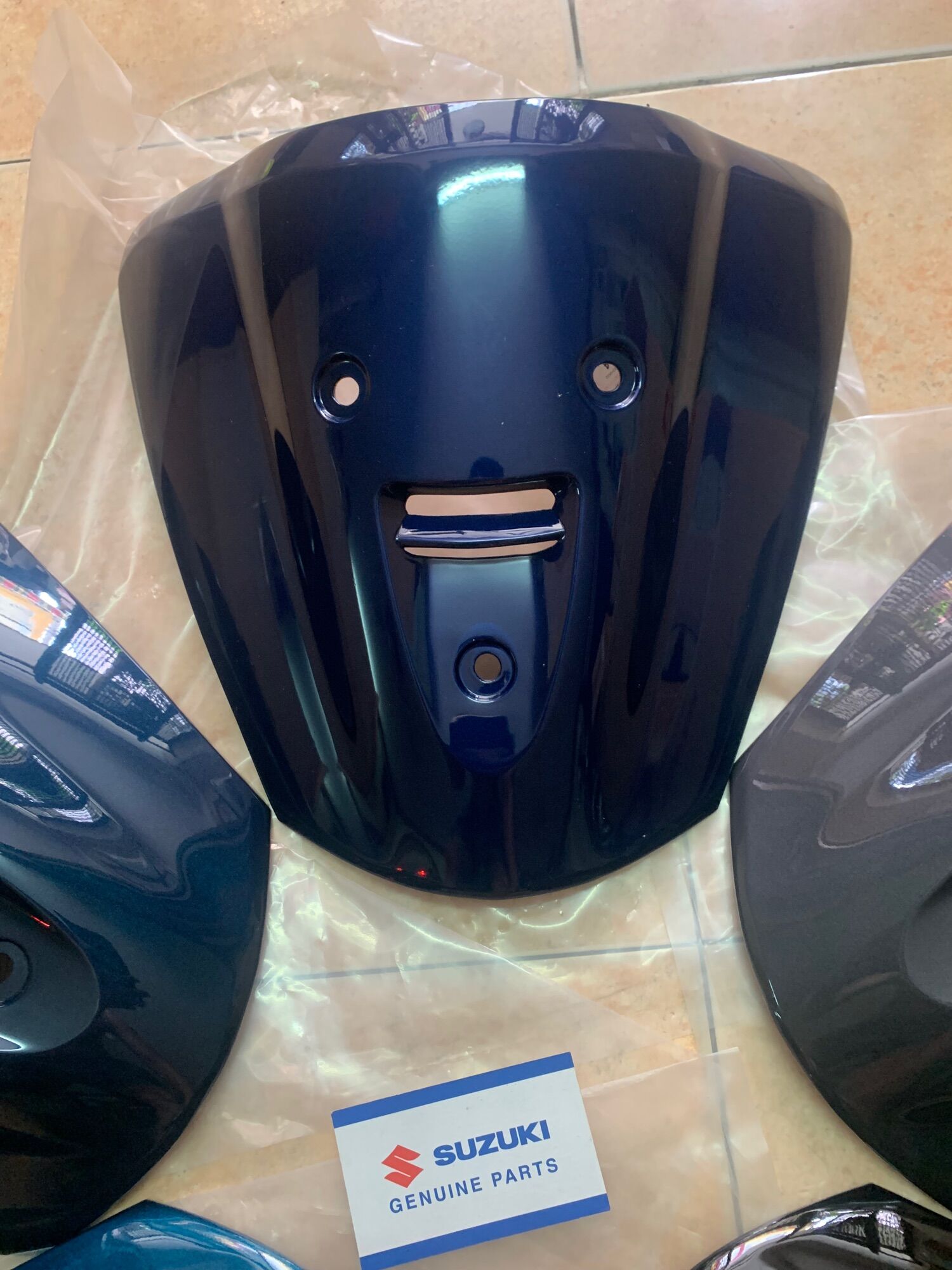 Mặt nạ viva 110 suzuki chính hãng
