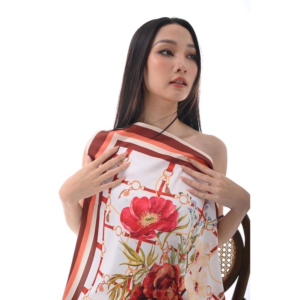 Oceana London - Khăn lụa vuông Hestia Scarf
