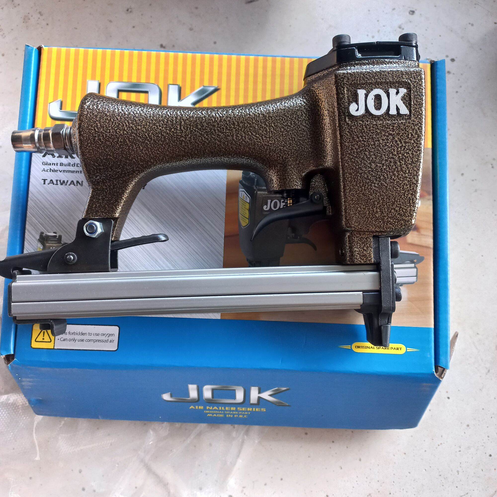 Súng bắn đinh ghim U 1013 bọc yên xe máy, máy bắn ghim bọc sofa JOK, TCK Chính Hãng - Dùng máy nén khí