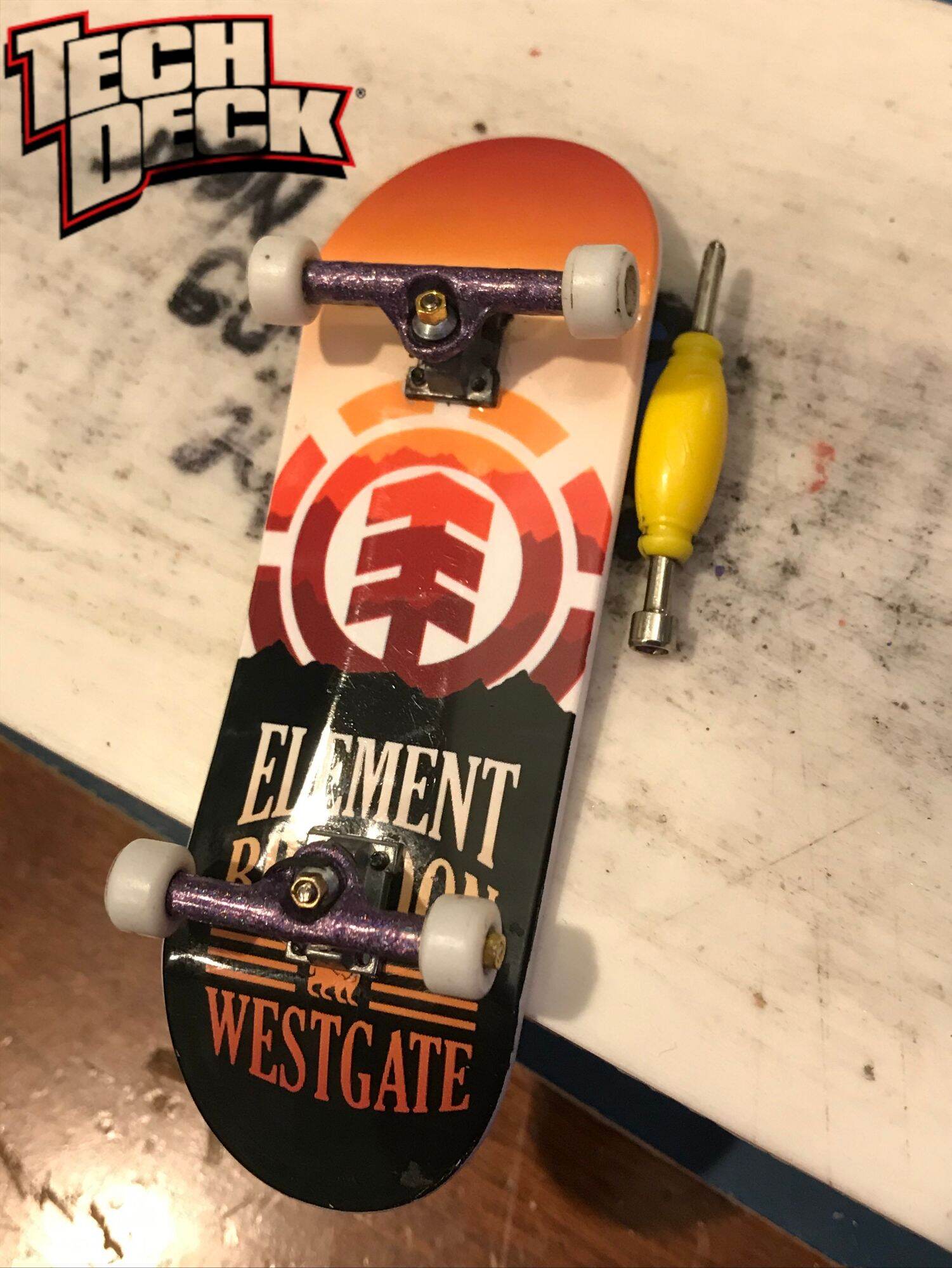 Fingerboard tech deck chính hãng ván trượt ngón tay