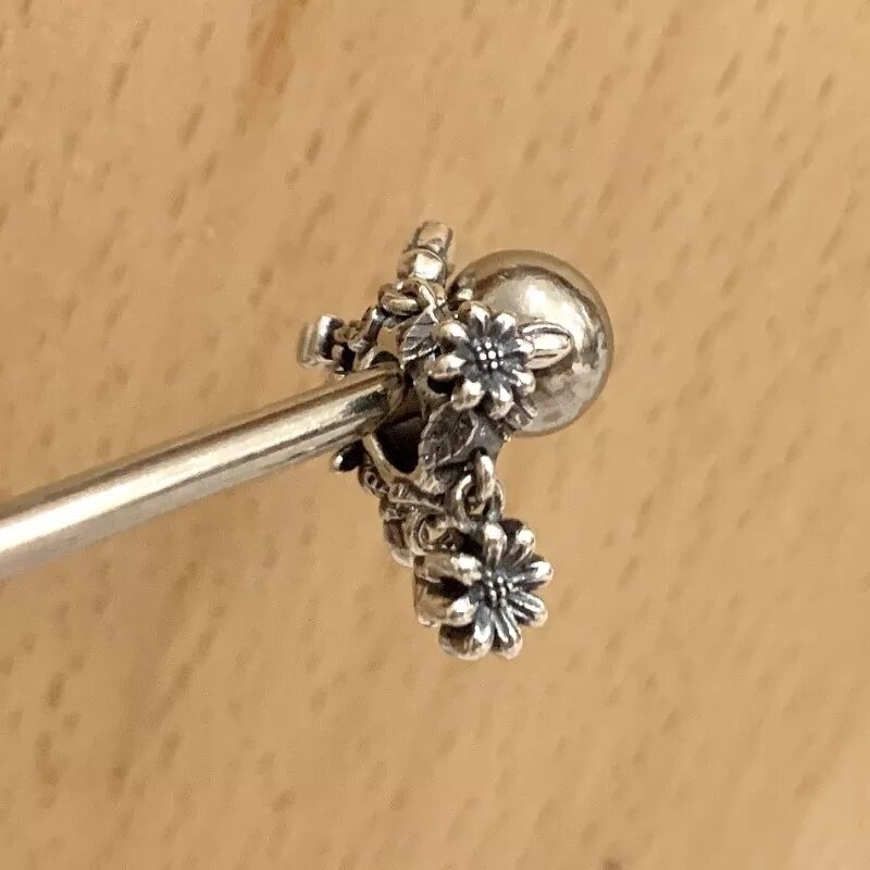 GauBee Charm bạc 925 spacer moving hoa cúc