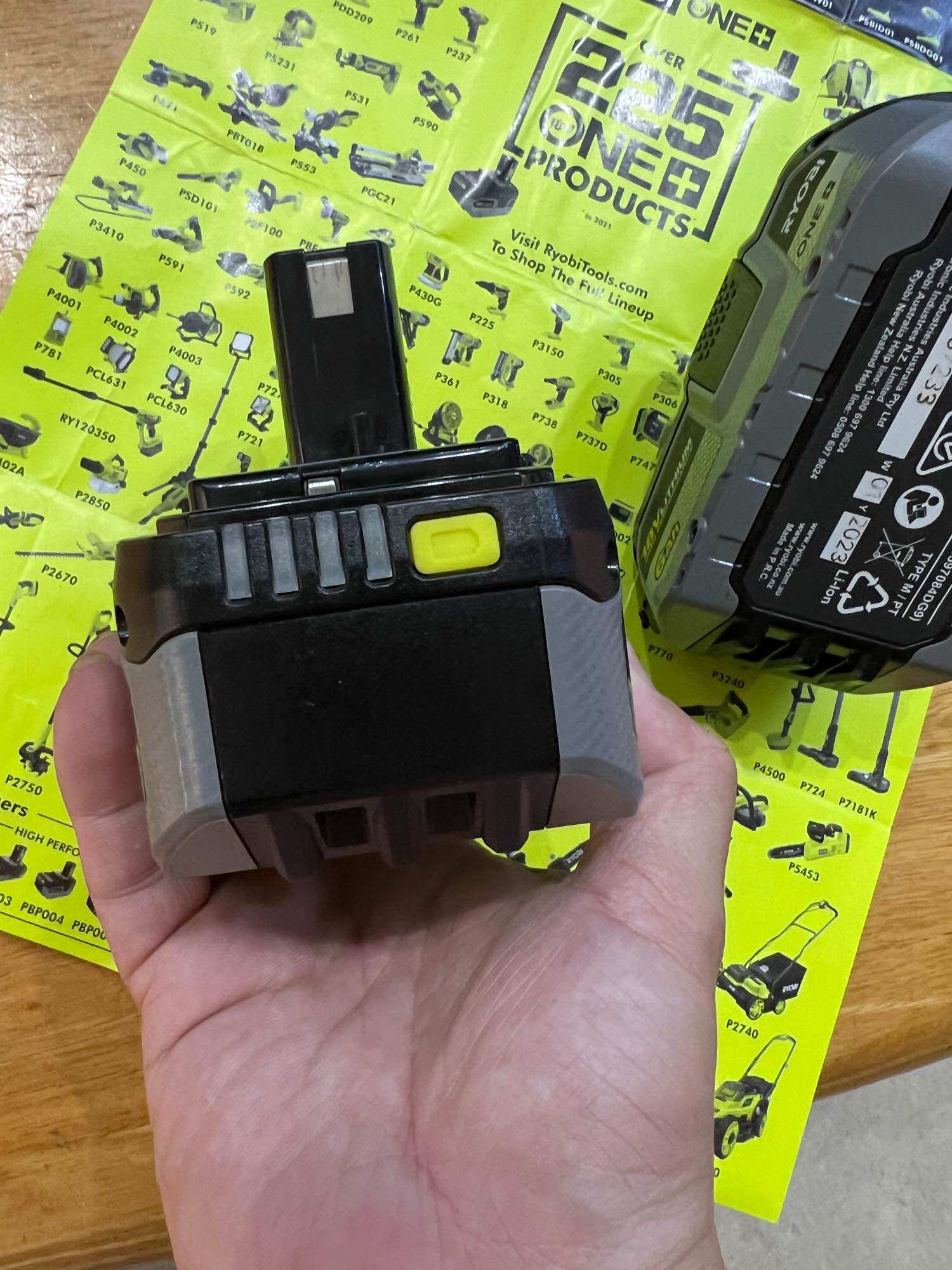 Pin HP 18V Ryobi dòng xã cao