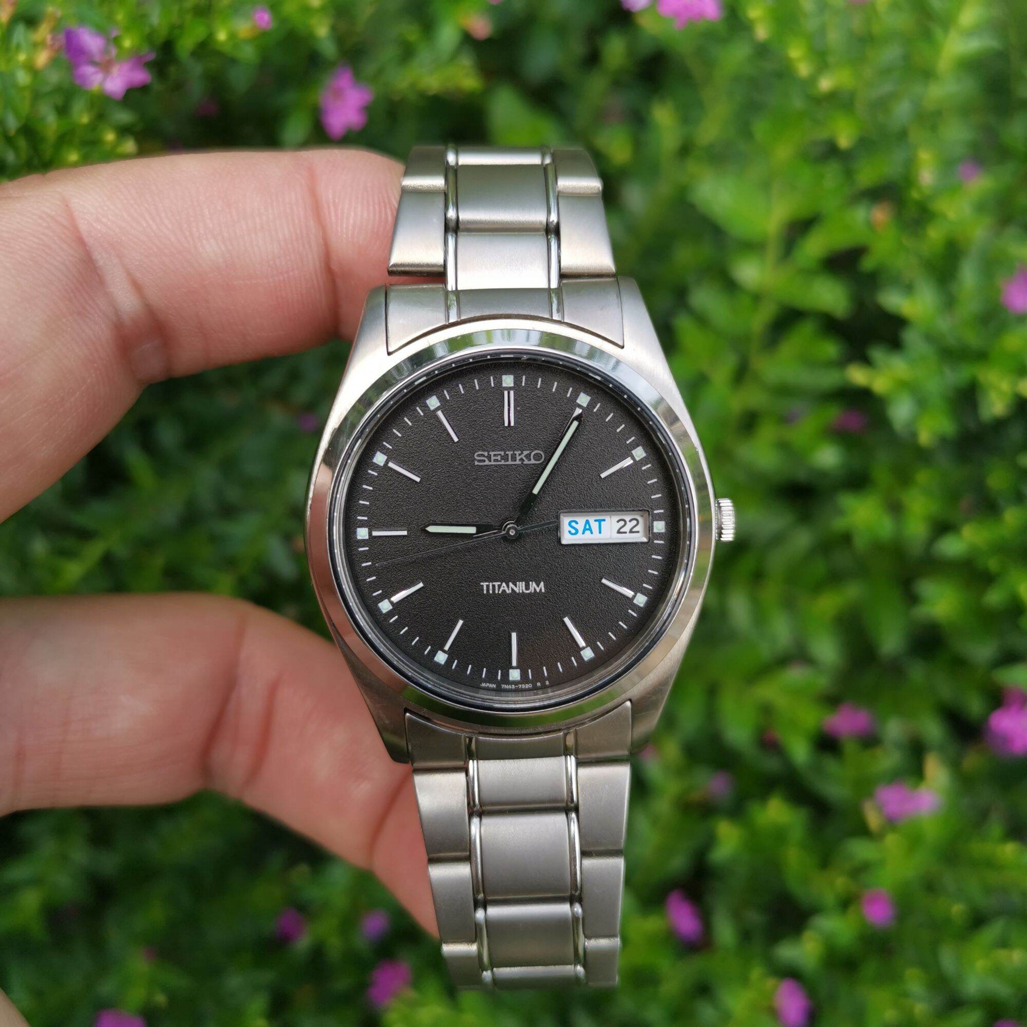 ng H Si Nh t Nam SEIKO 7N43 9090 QUARTZ Titanium