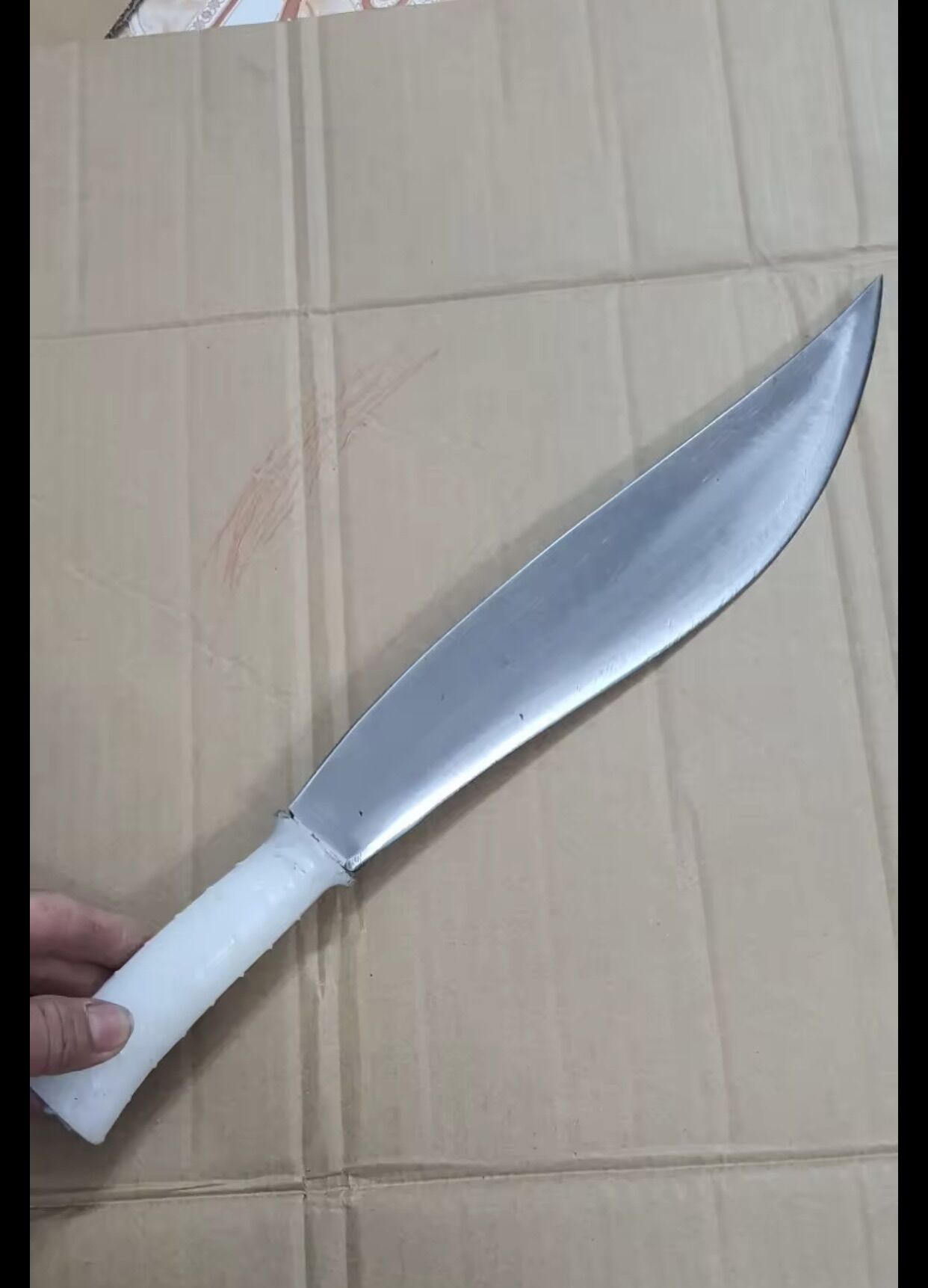 Dao nhọn cán mũ dài 37cm