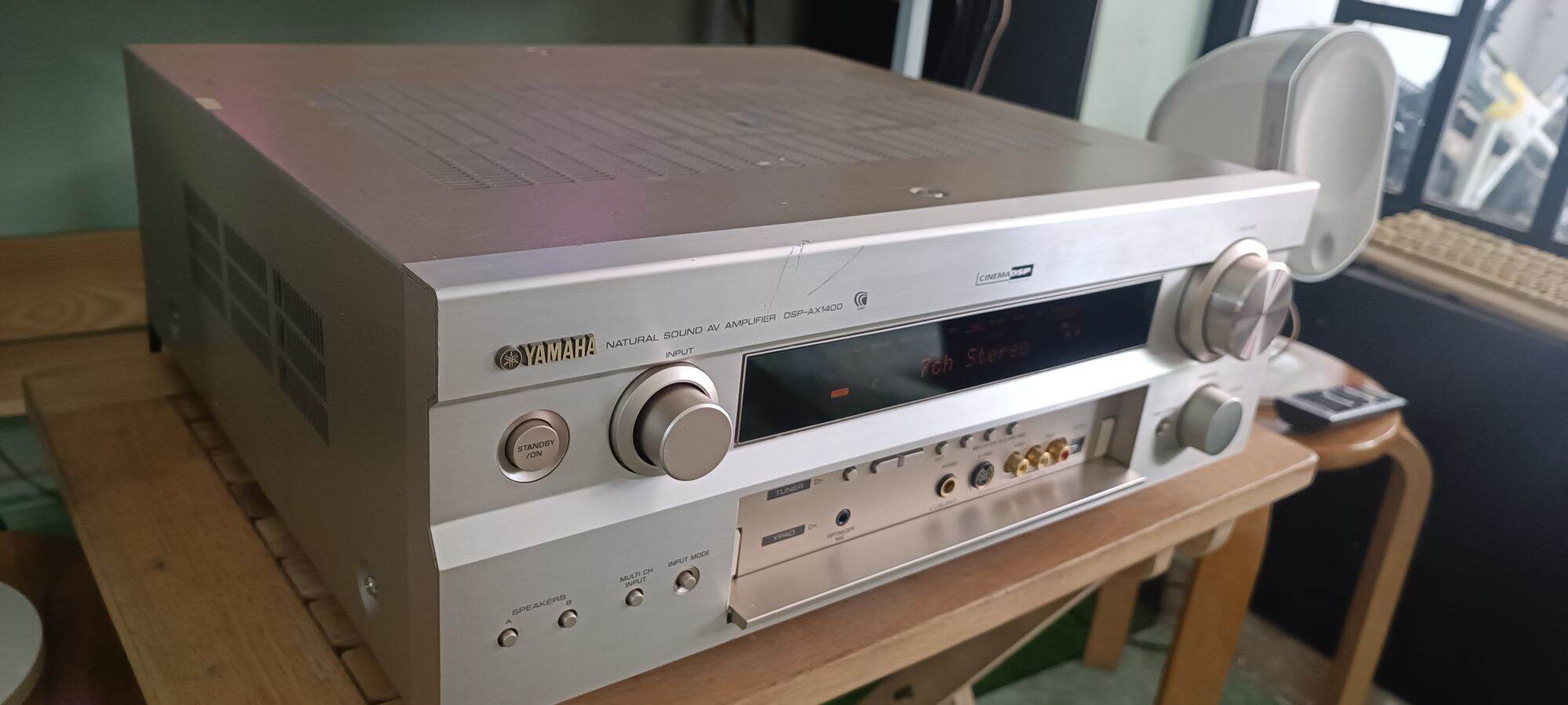 Amply số 7.1 yamaha face vàng chanh có pre out 7.1