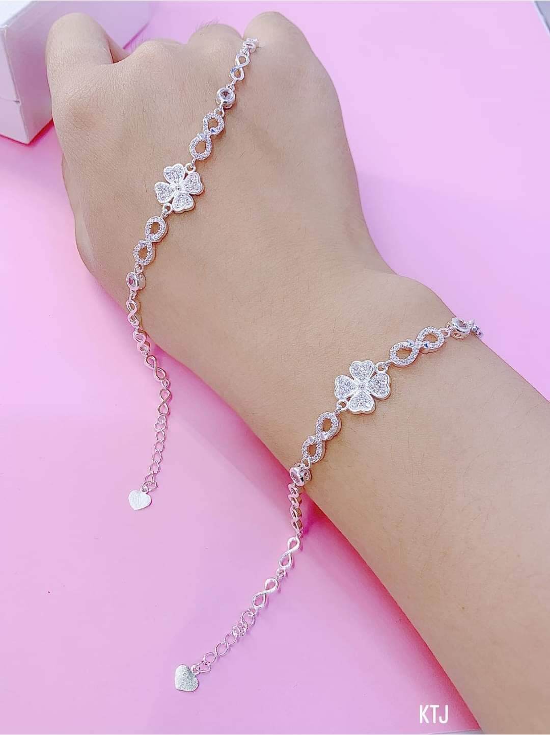 Lắc tay bạc nữ cỏ 4 lá
