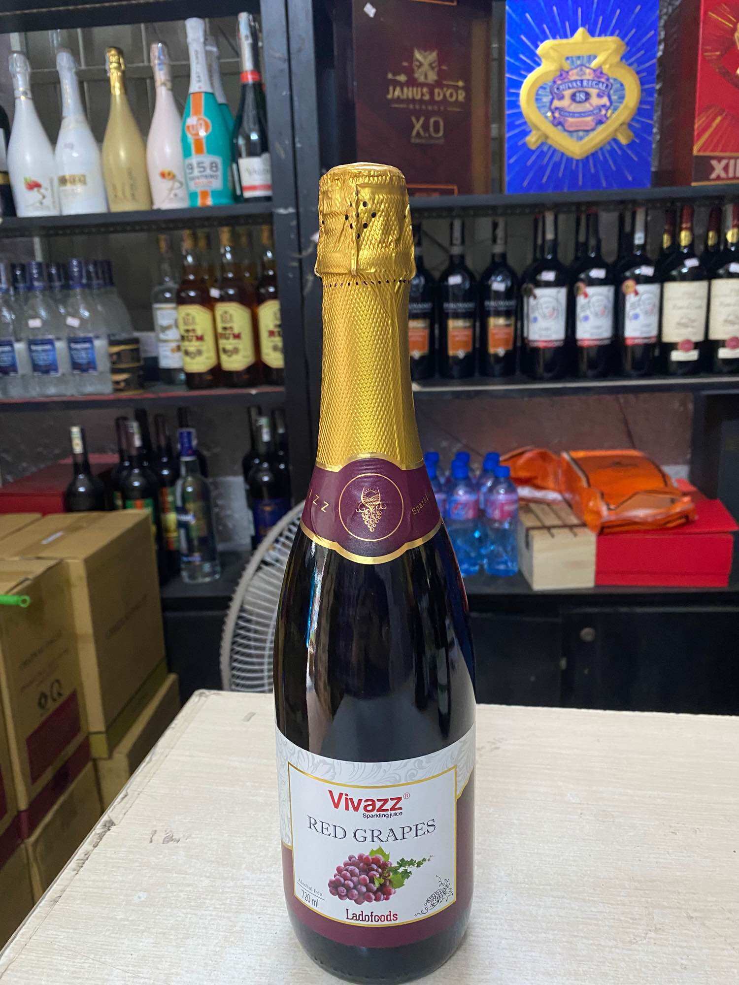 Nước trái cây Vivazz Red Grape 720ml- Nho đỏ( Nho Tím)