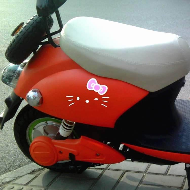 🌸DECAL DÁN XE, ĐỒ DÙNG HELLO KITTY