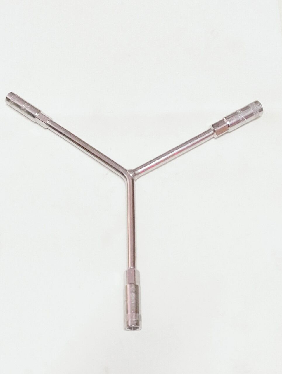 CÂY ĐIẾU Y x 3 ĐẦU x 3 SỐ x 1.CÂY....