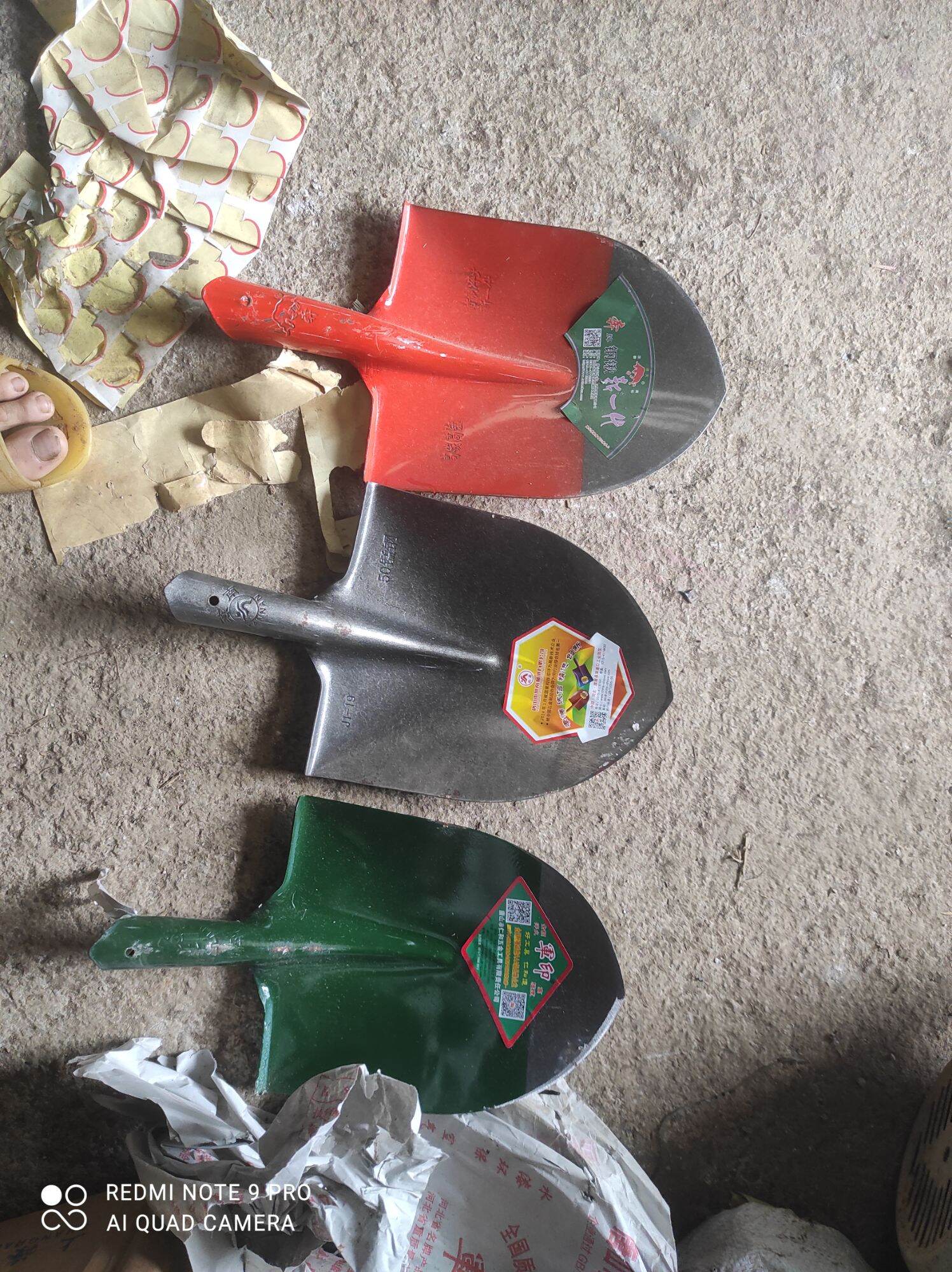 Xẻng xây đụng, xẻng xúc đất ... bán luôn bán lẻ