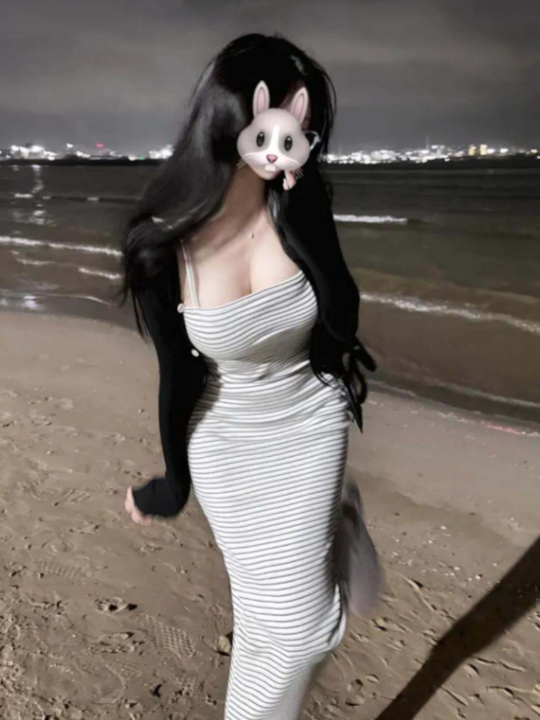 Váy Dài Không Tay Cổ Chữ V Kẻ Sọc Cổ Điển 17STUDIO InsGW002 Dành Cho Nữ Mùa Hè 2024 Váy Midi Tôn Dán