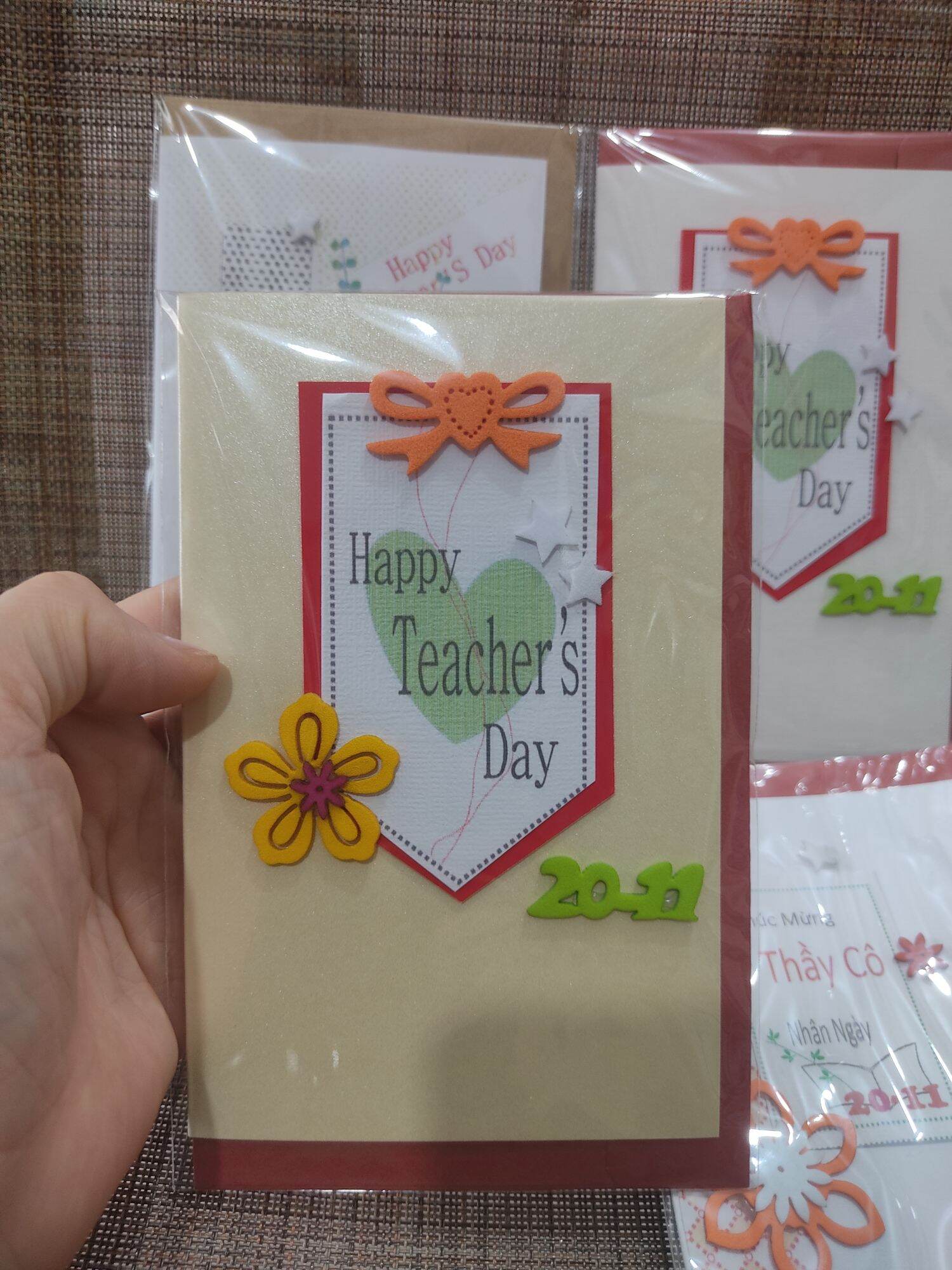3 cái thiệp Chúc mừng 20.11 handmade