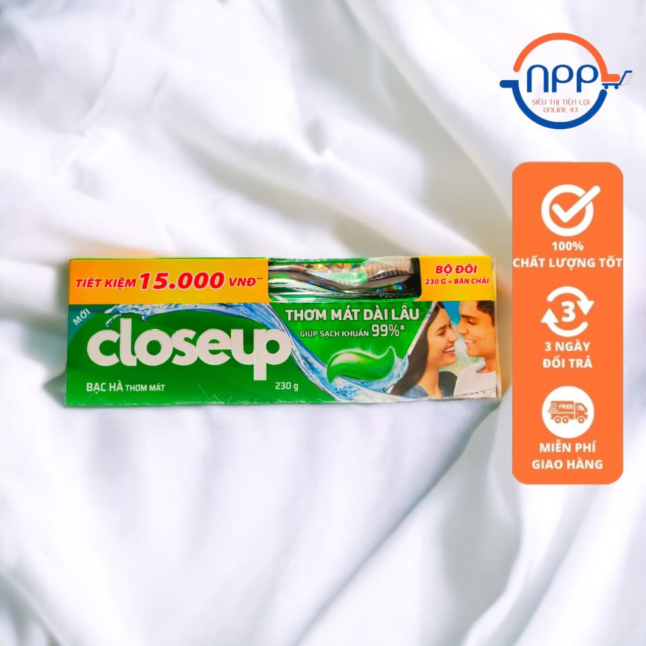 Kem đánh răng Closeup tuýp 230g (Tặng bàn chải)