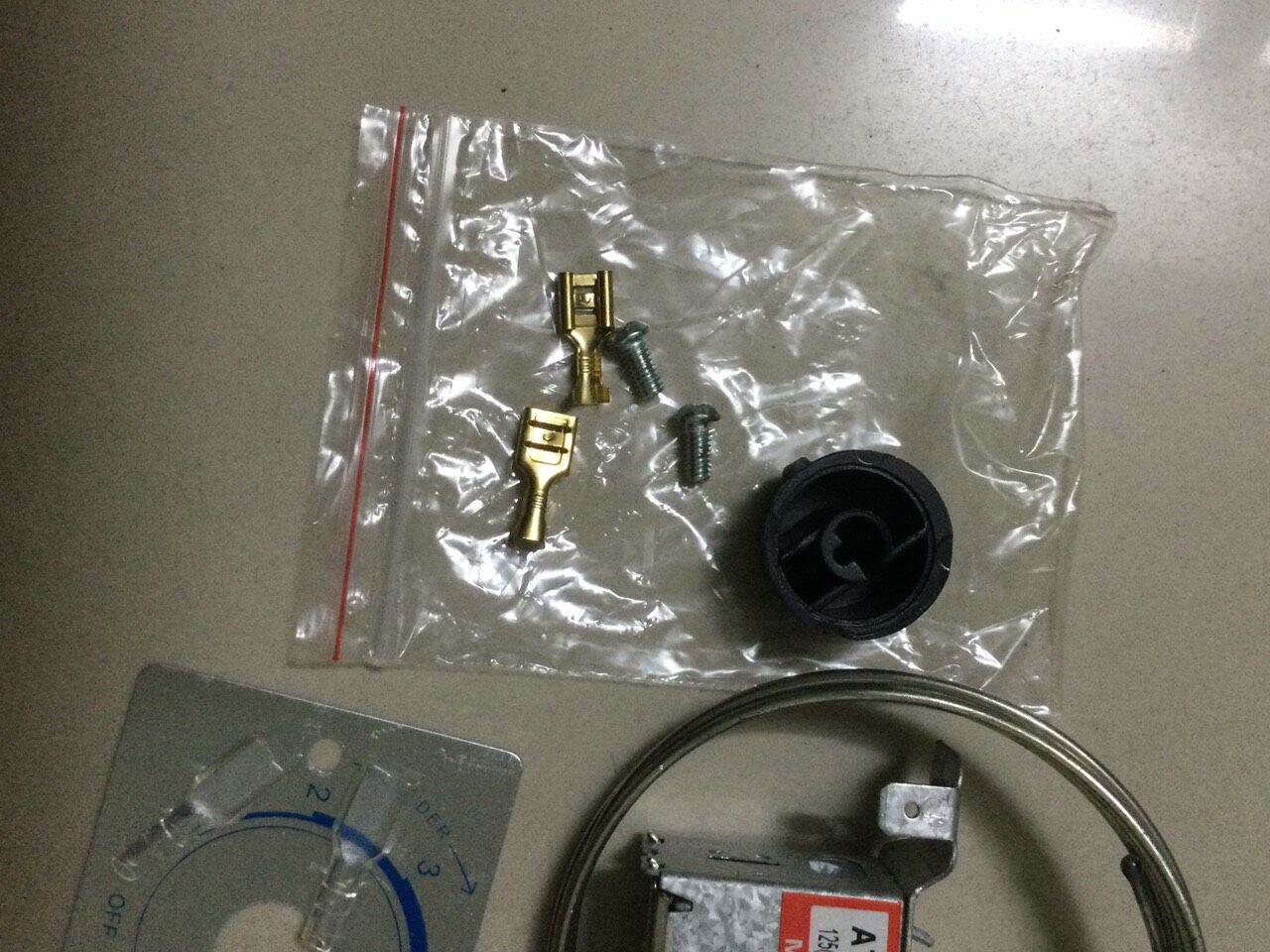 [HCM]cảm biến nhiệt độ tủ thermostat 132