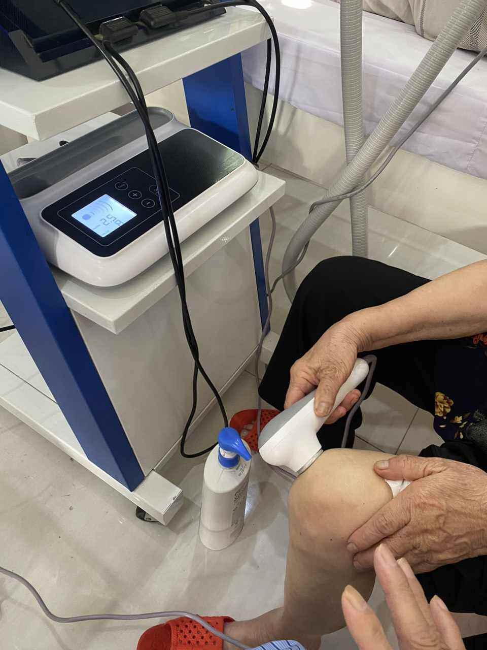 Máy Siêu Âm T..rị Liệu GY-CS-01
