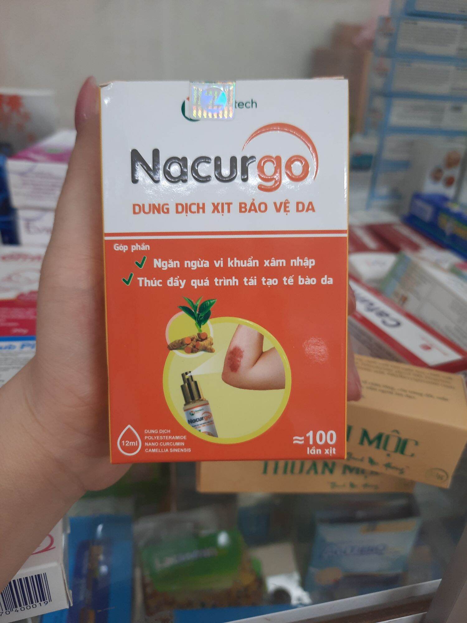 Xịt bảo vệ dq nacurgo 100 lần xịt
