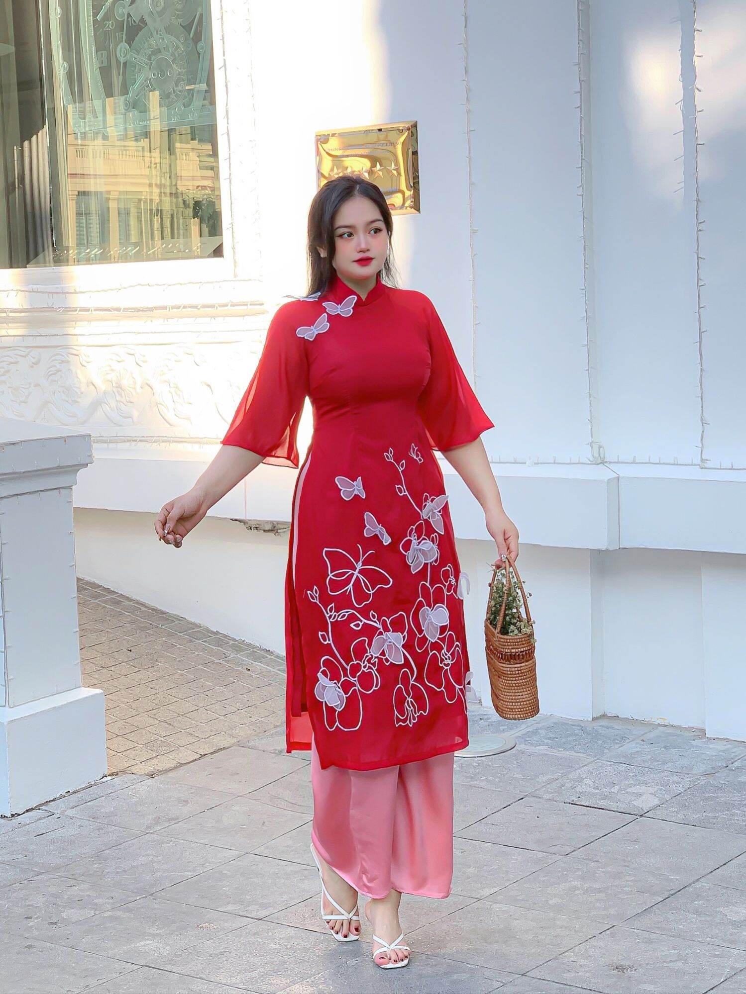 ÁO DÀI BIGSIZE ĐỎ ĐÍNH HOA BƯỚM PHỐI QUẦN (L-2XL)