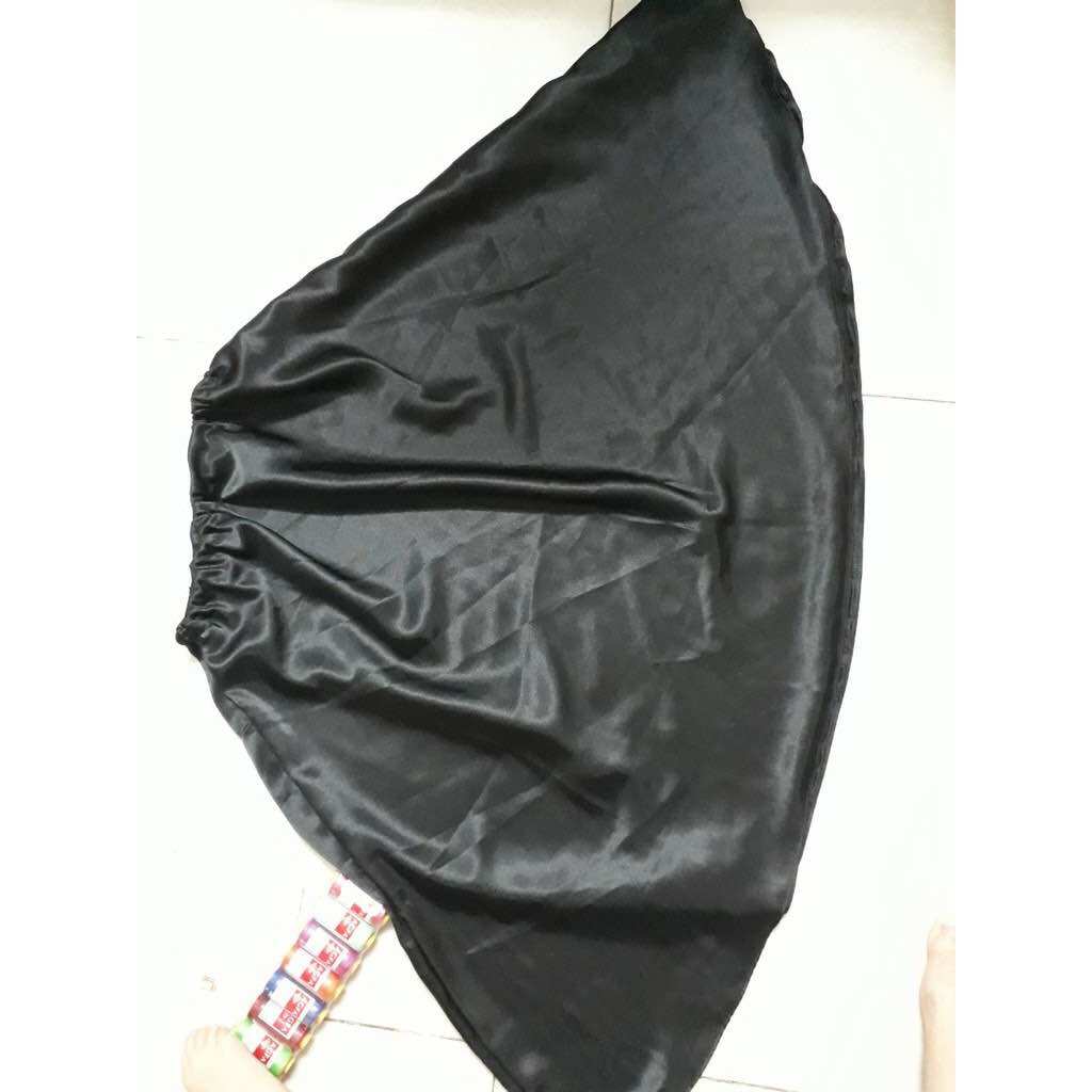Váy ngắn 60cm phi bóng mặc áo dài cách tân lưng thun-freesize