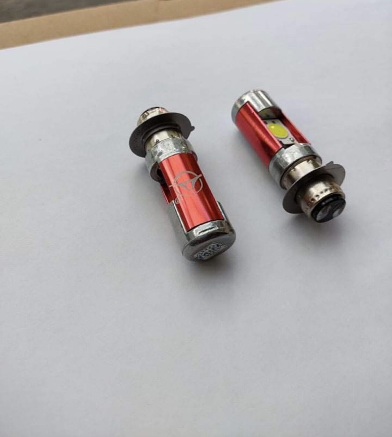 Bộ 2 bóng led cao cấp siêu sáng cho xe wave 2 bóng