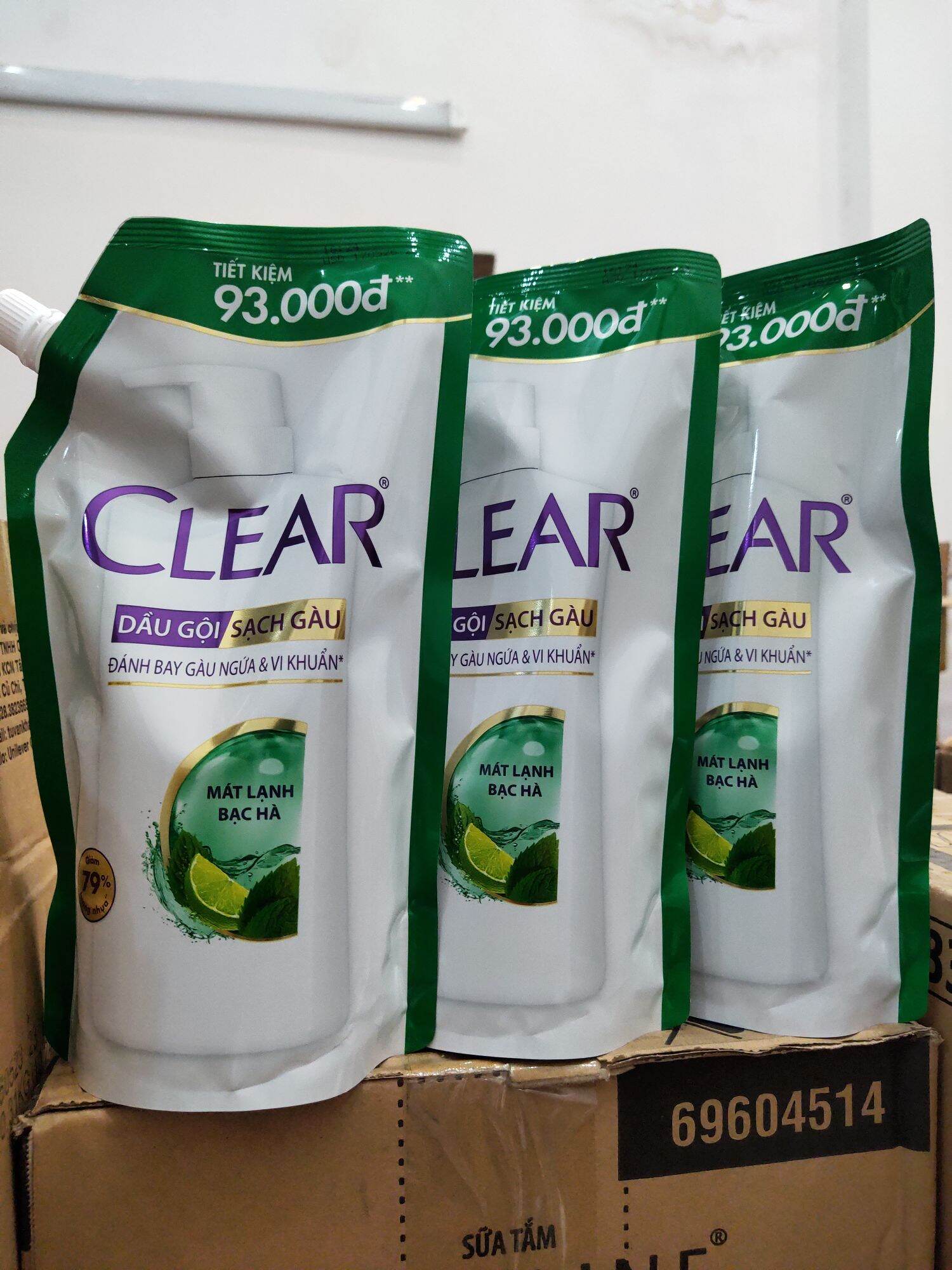 Dầu gội đầu Clear bạc hà túi 630g.