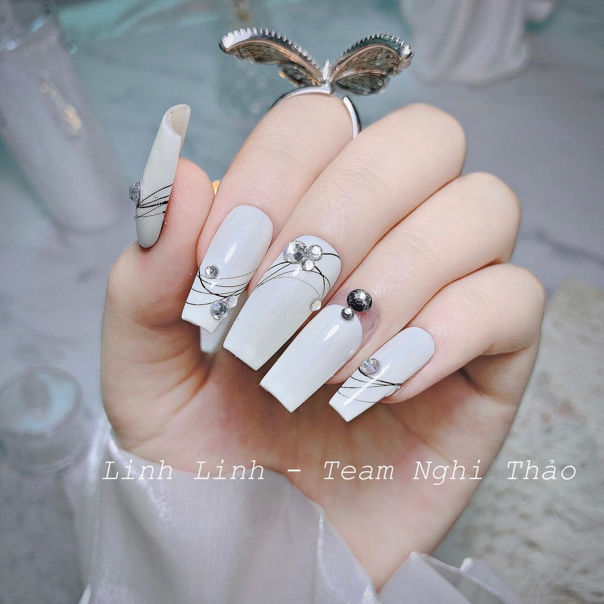 Nail box thiết kế rẻ