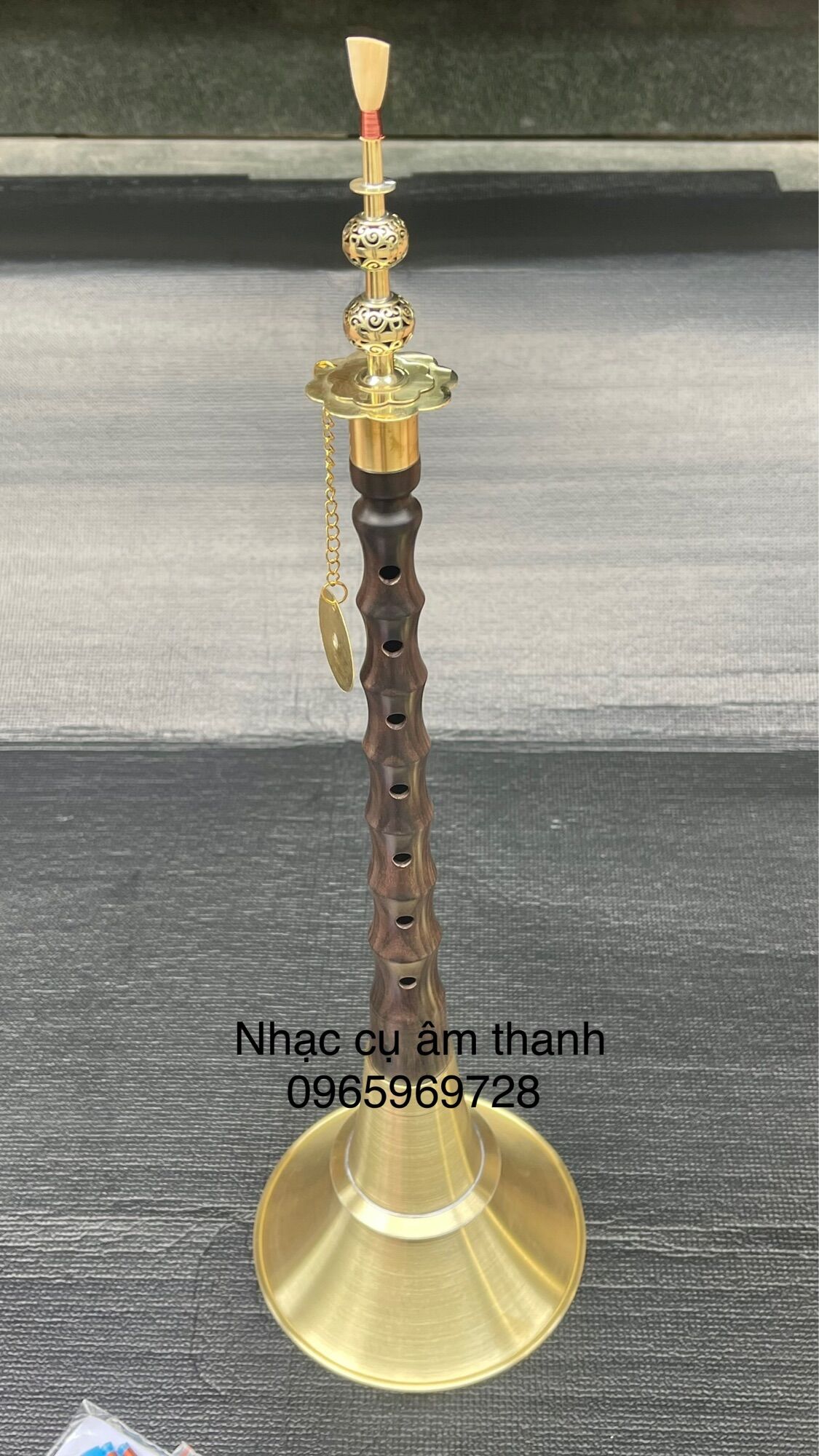 Kèn đám ma gỗ mun dọc dài 31cm