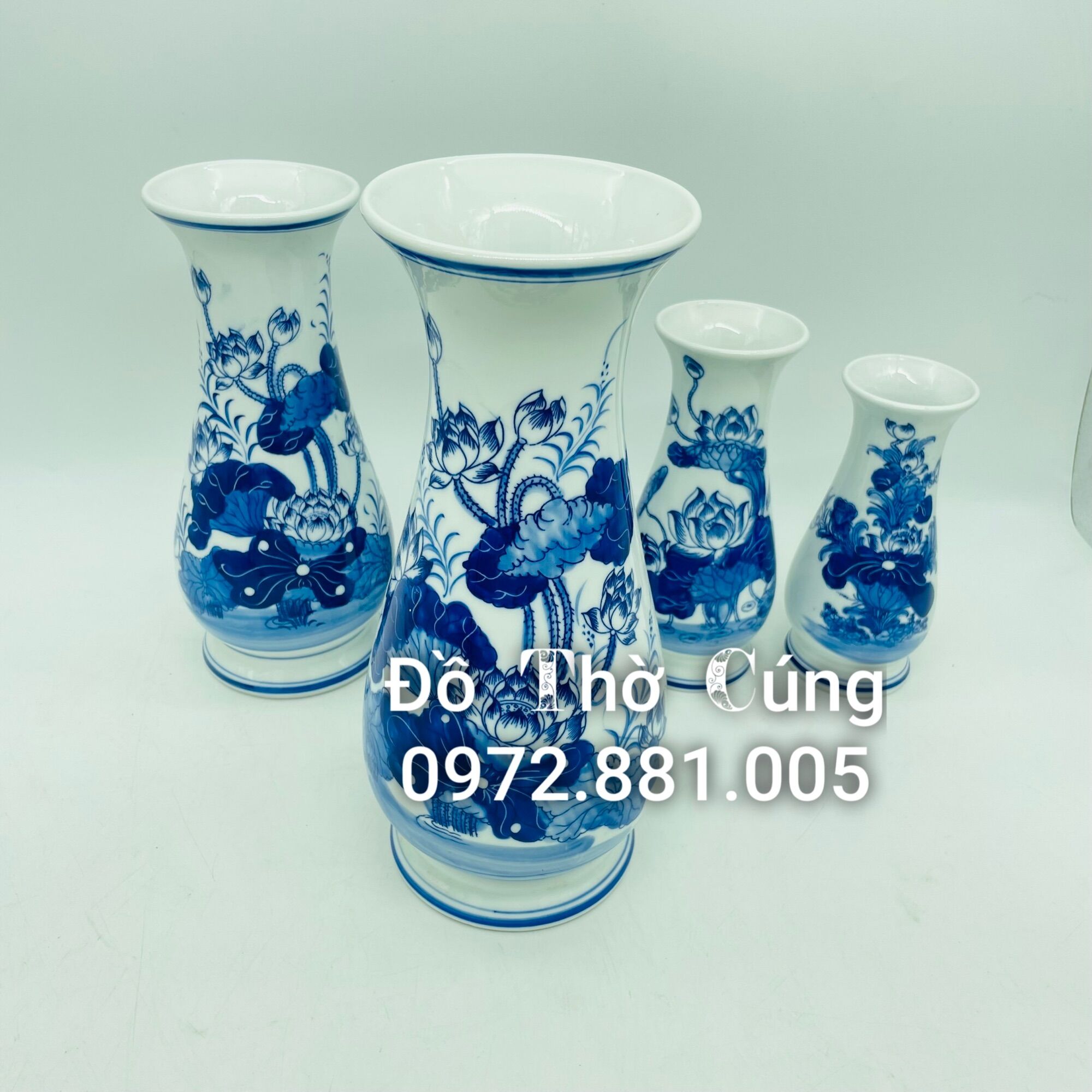 Lọ hoa thờ vẽ hoa sen men lam