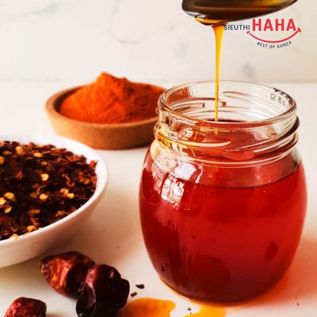 Dầu ớt hàn quốc OTTOGI RED PEPPER FLAVORED OIL 80ml