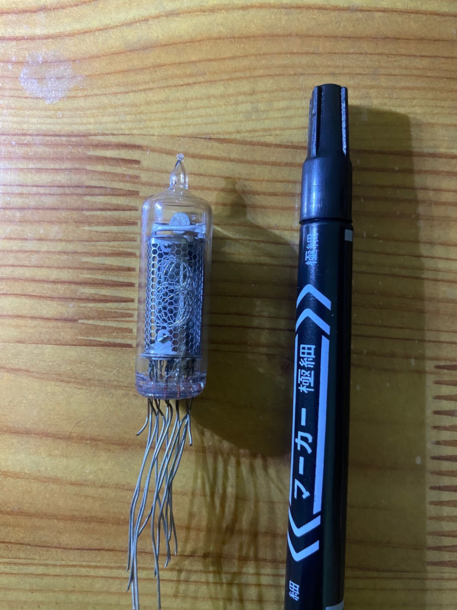 Bóng đèn điện tử Nixie IN-16