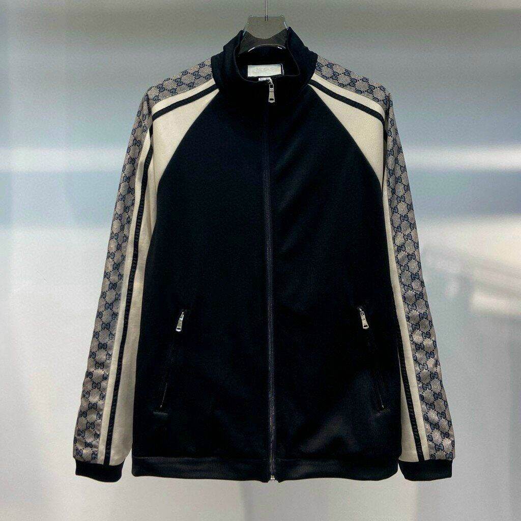 Áo Khoác Dù Viền Tay Gucci KD55