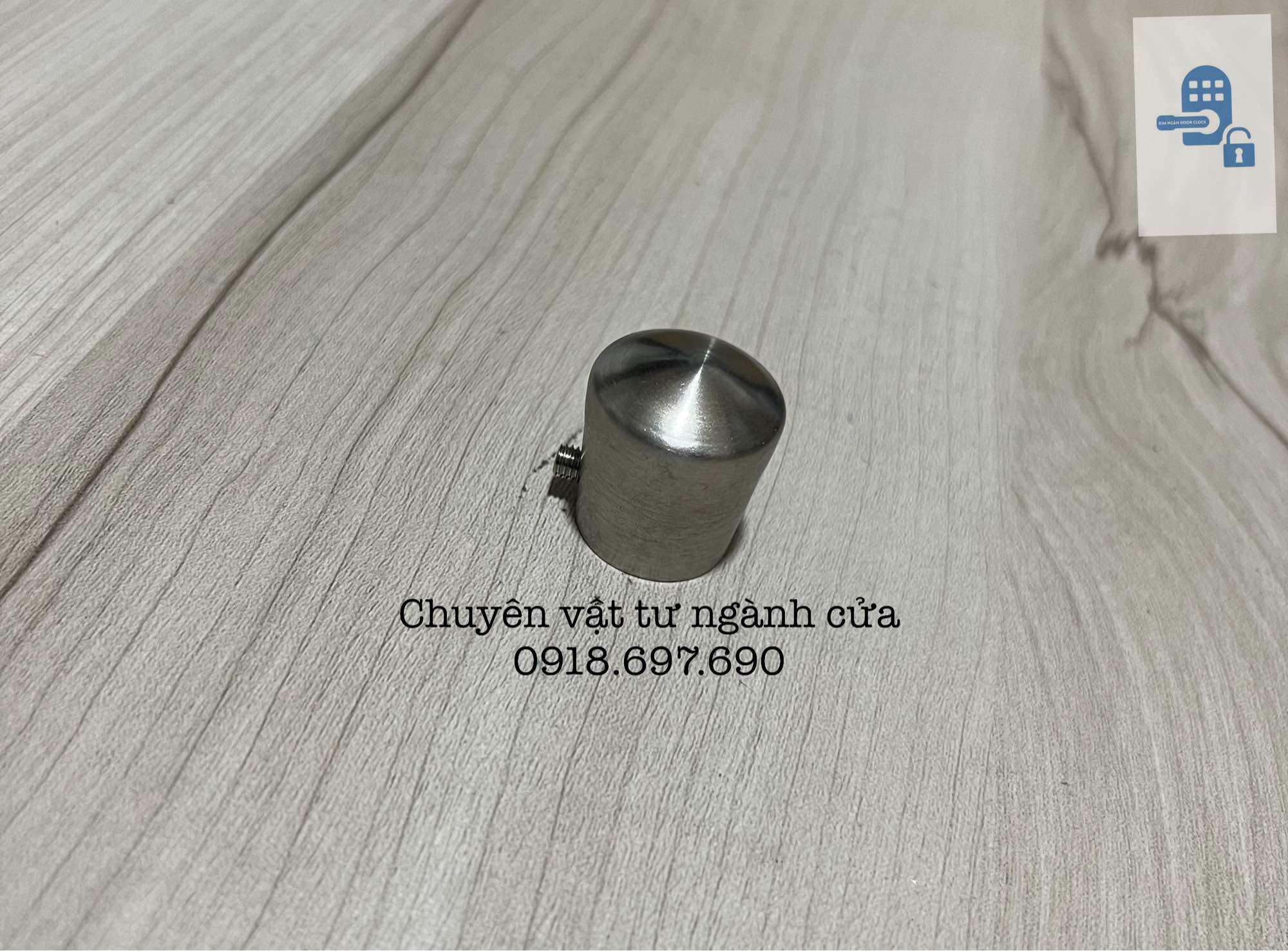 Nắp chụp đầu cây inox - nắp chụp thẩm mỹ inox cầu thang phi 19