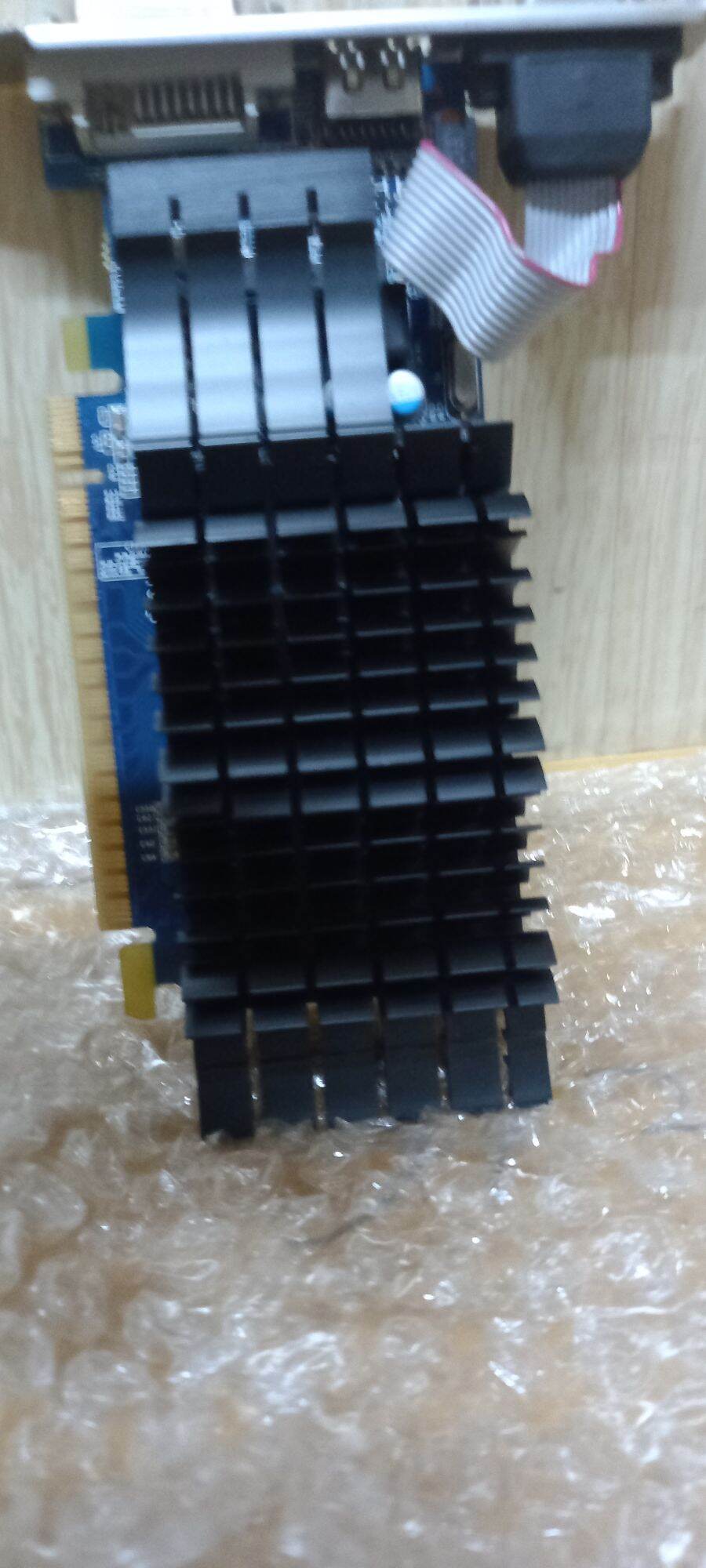Card màn hình ASUS GeForce GT 720 1GB DDR5 PCI Express 2.0 GT720