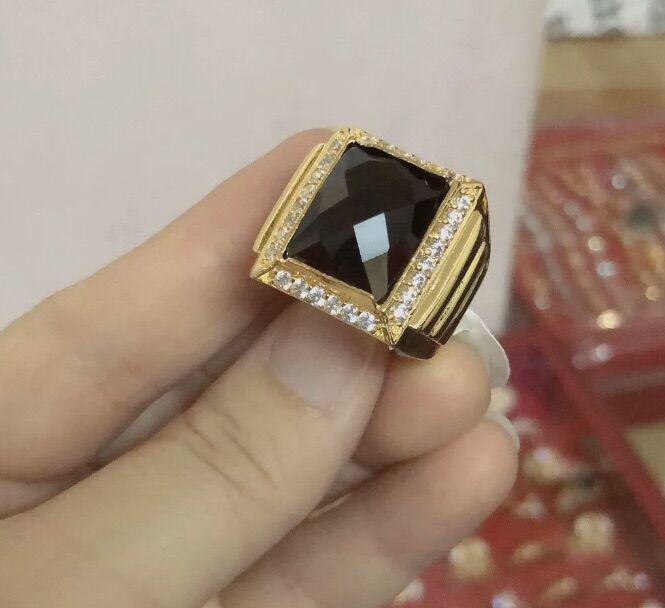 Nhẫn nam kiểu vuôn đính đá đen mạ vàng 18k nhẫn có size 8.9.10