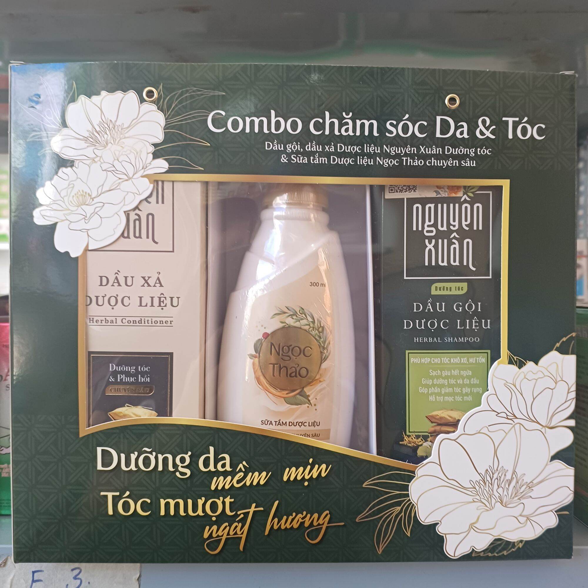 Combo chăm sóc Da và Tóc dầu gội, dầu xả, sữa tắm Nguyên Xuân