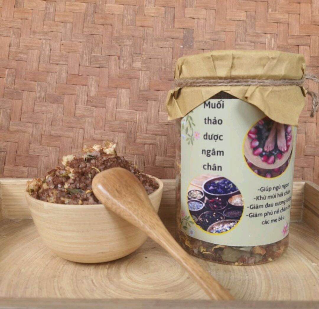 Combo chậu tre+ muối thảo dược ngâm chân.