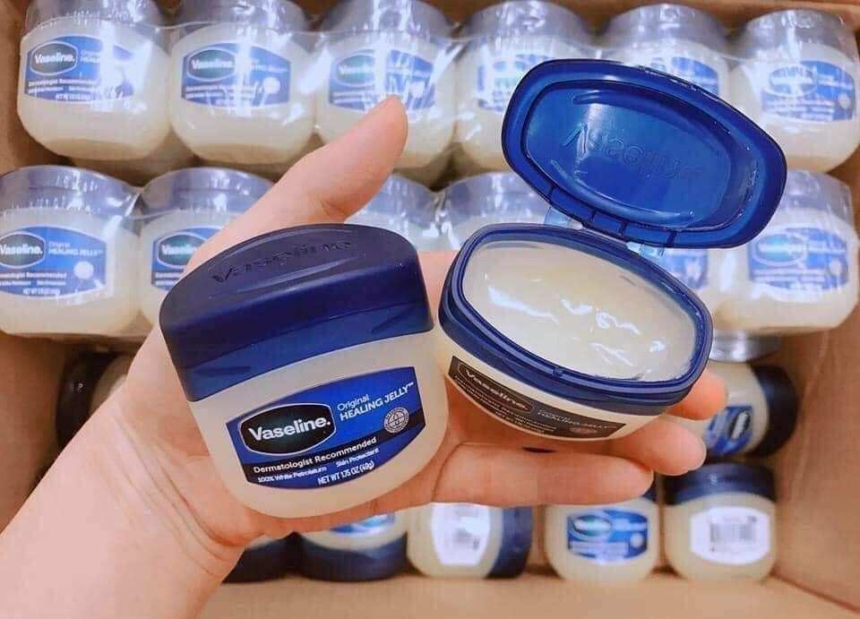 Sáp dưỡng ẩm vaselin chính hãng