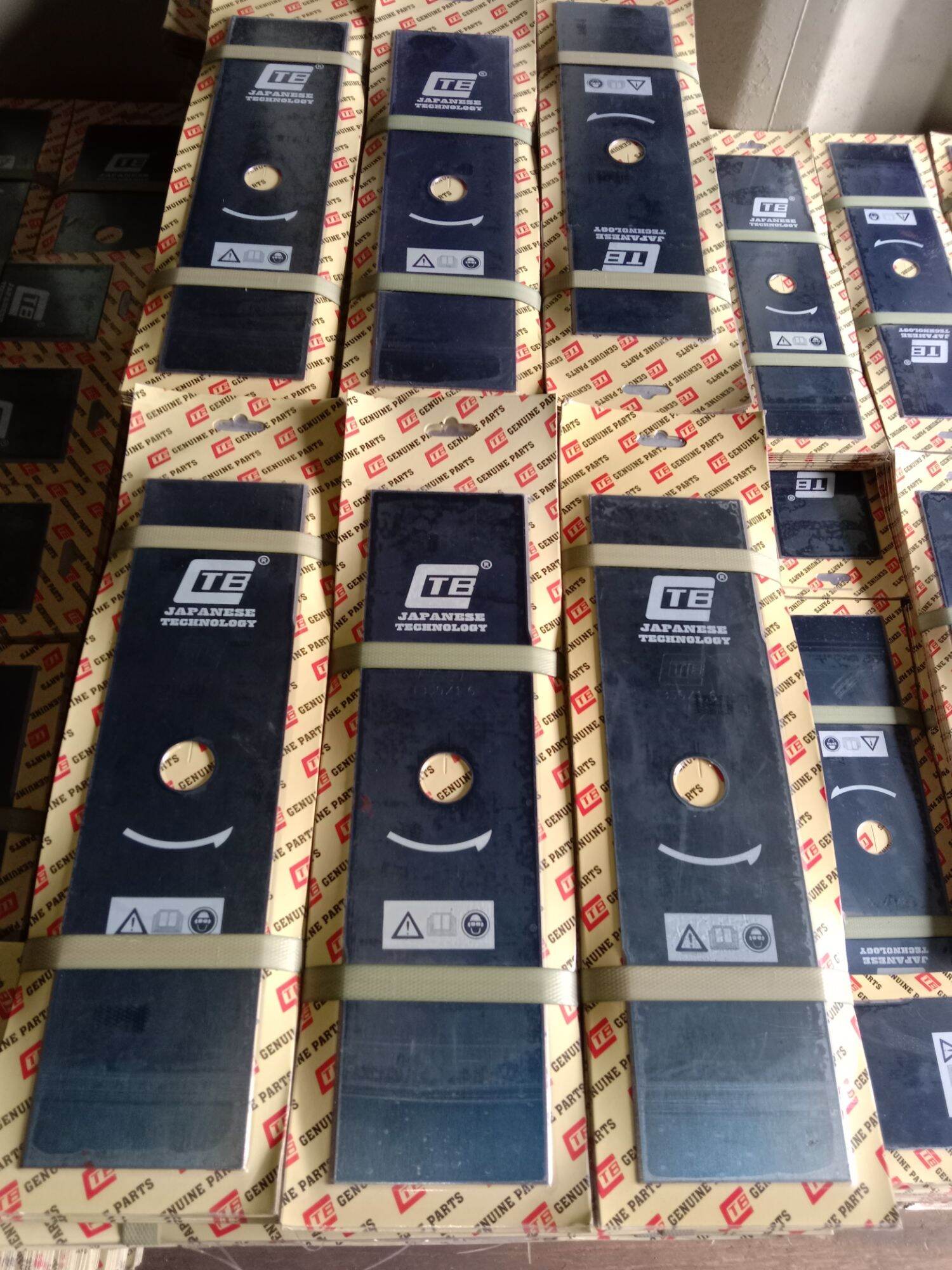 lưỡi dao cắt cỏ hình chữ nhật CTB