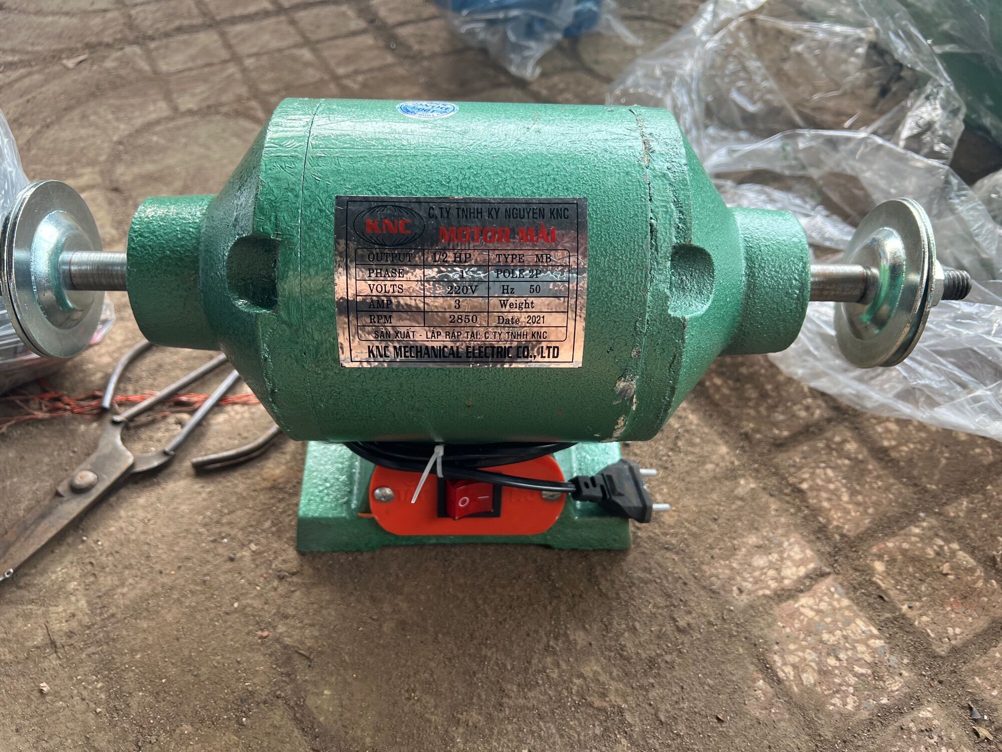 Máy mài để bàn có 2 đầu 2hp - dây đồng 100%