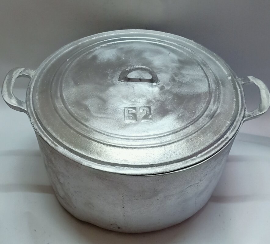 Nồi Gang Đúc số 62 đường kính 36cm đã được mài bóng