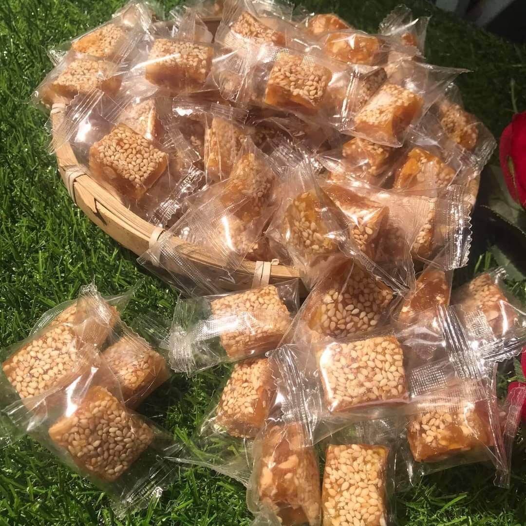 Kẹo khóm mè  dừa non sợi 1kg