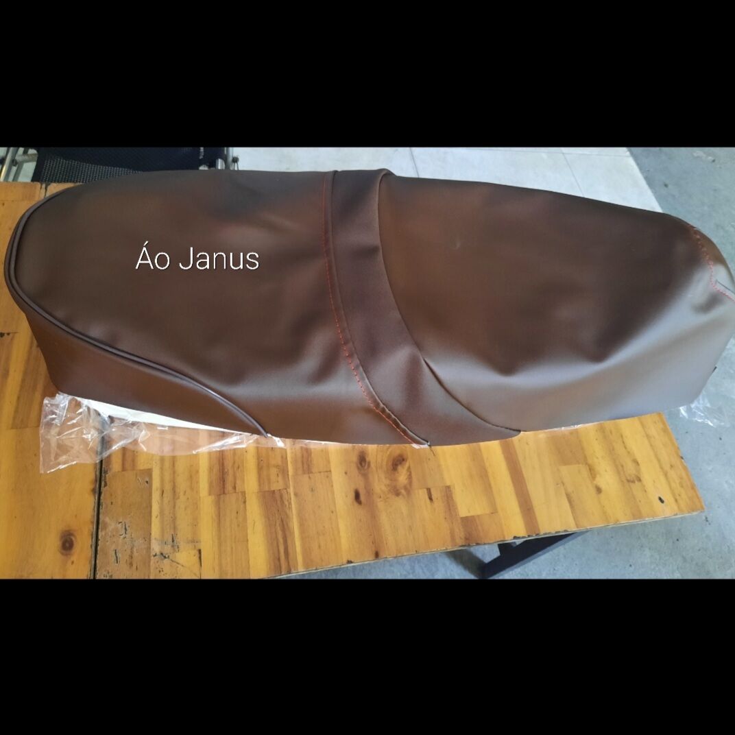 Áo yên xe Janus