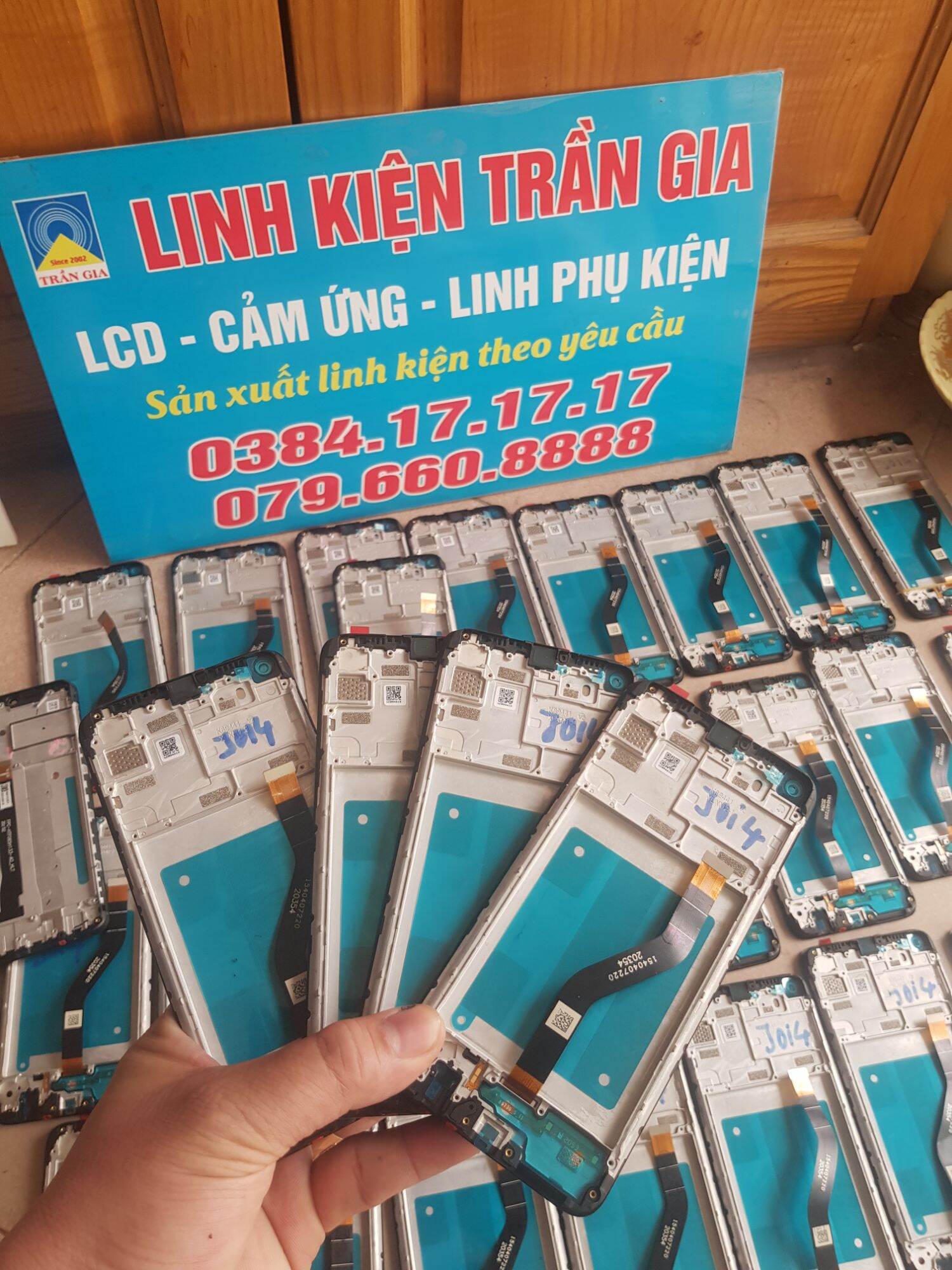Màn hình Vsmart joi4/v441A khung